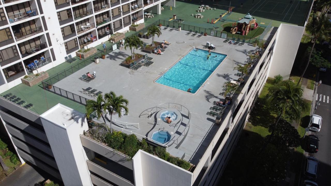 Beautiful 1Br, Steps To Waikiki Beach And Parking Гонолулу Экстерьер фото