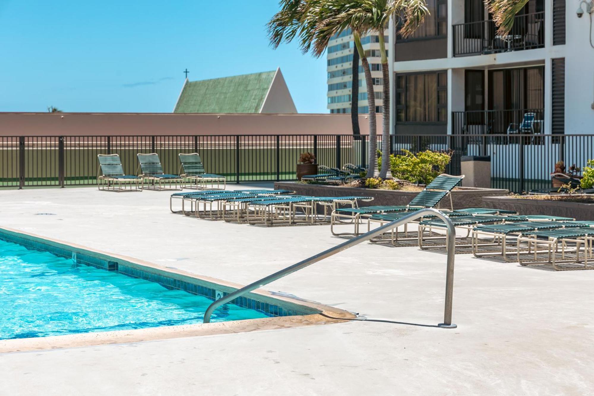 Beautiful 1Br, Steps To Waikiki Beach And Parking Гонолулу Экстерьер фото