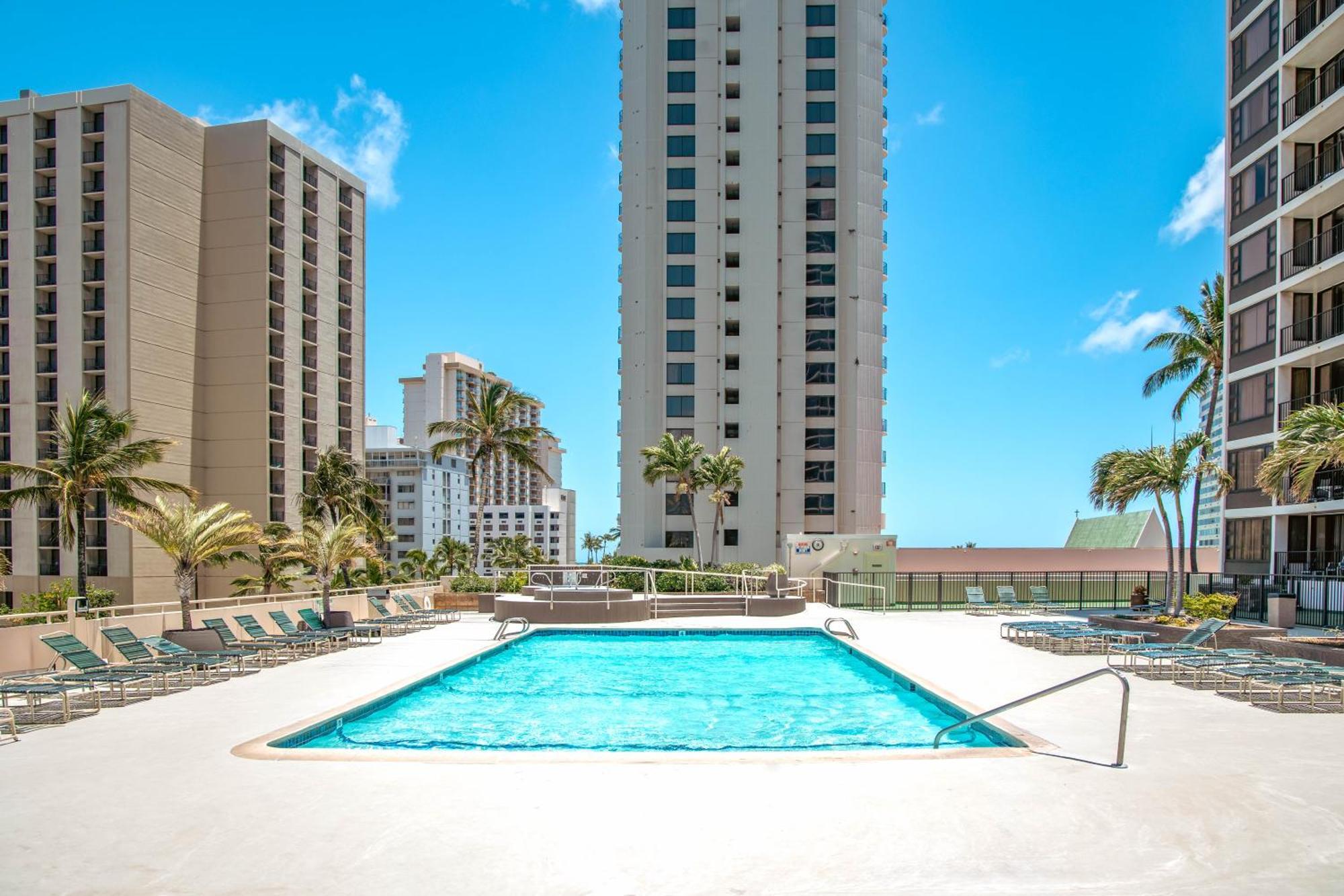Beautiful 1Br, Steps To Waikiki Beach And Parking Гонолулу Экстерьер фото